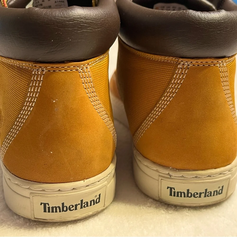 Timberland Men’s Wheat Nubuck Chukka Boots with Dark Brown Collar